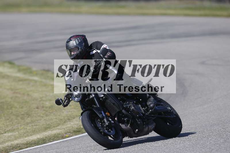 /01 02.04.2026 MAZ ADR/Gruppe gelb Gruppe gruen/54